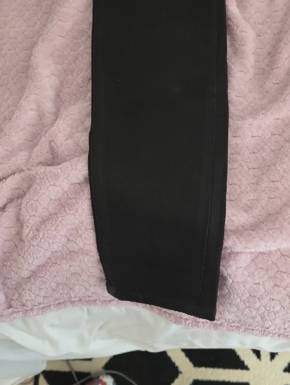 Good American Black Skinny Jeans - Picture 5 of 7